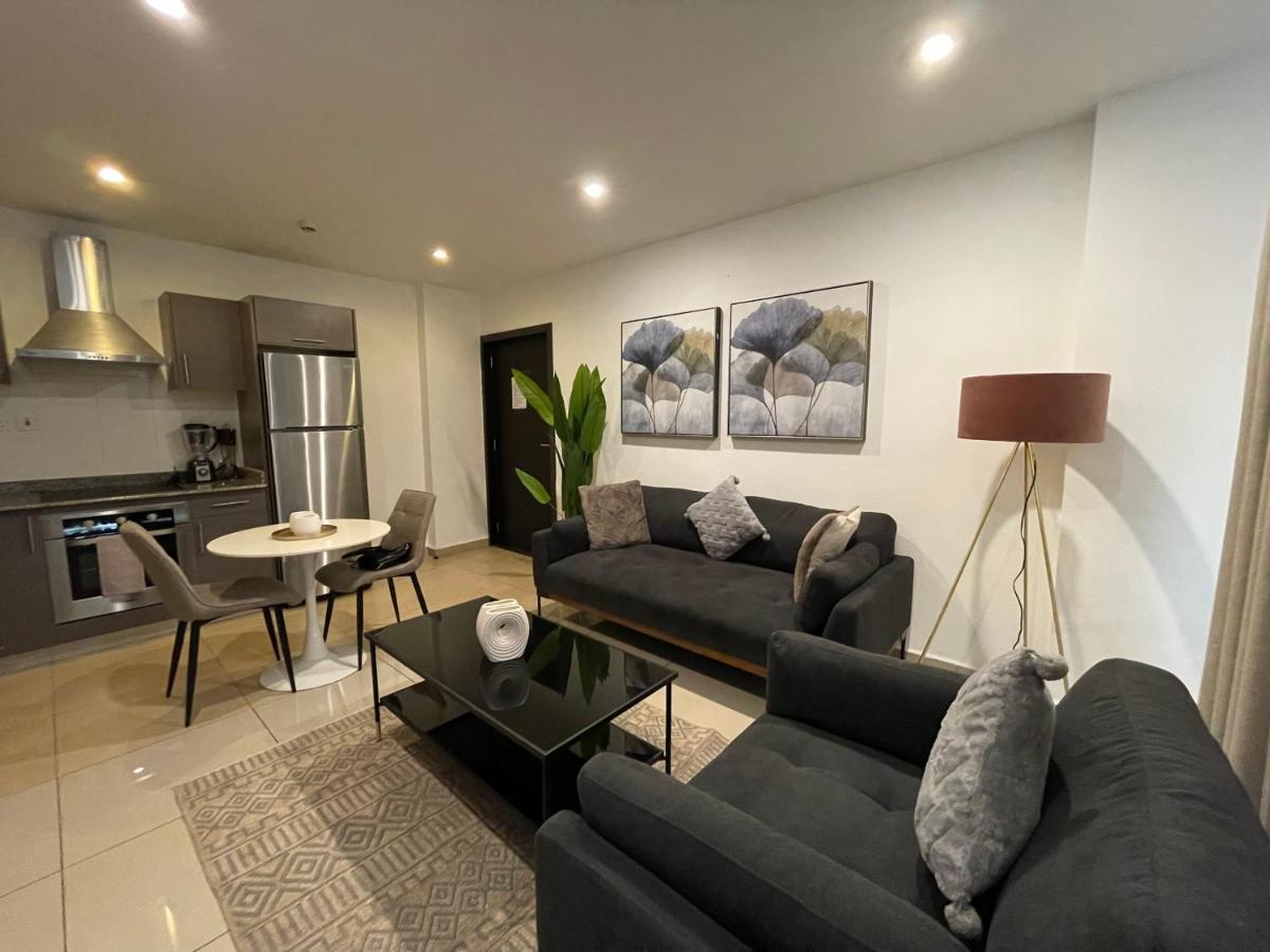 Gallery Luxury Suites Accra Extérieur photo