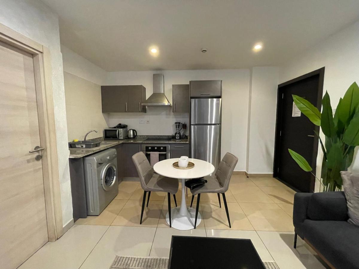 Gallery Luxury Suites Accra Extérieur photo