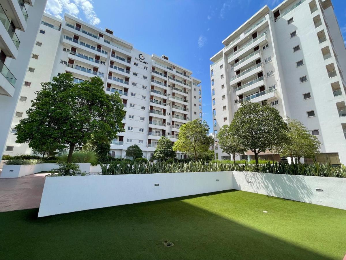 Gallery Luxury Suites Accra Extérieur photo
