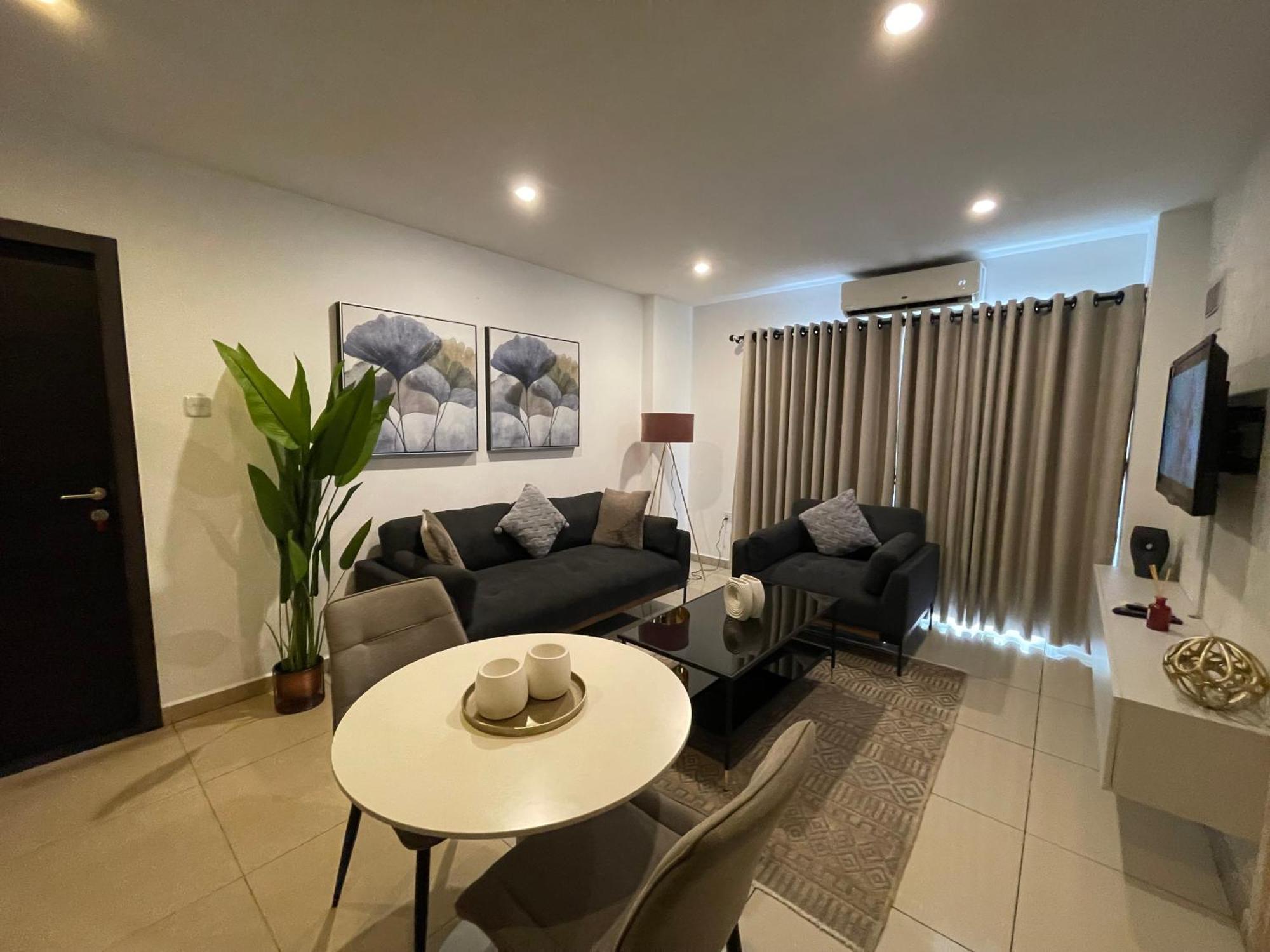 Gallery Luxury Suites Accra Extérieur photo